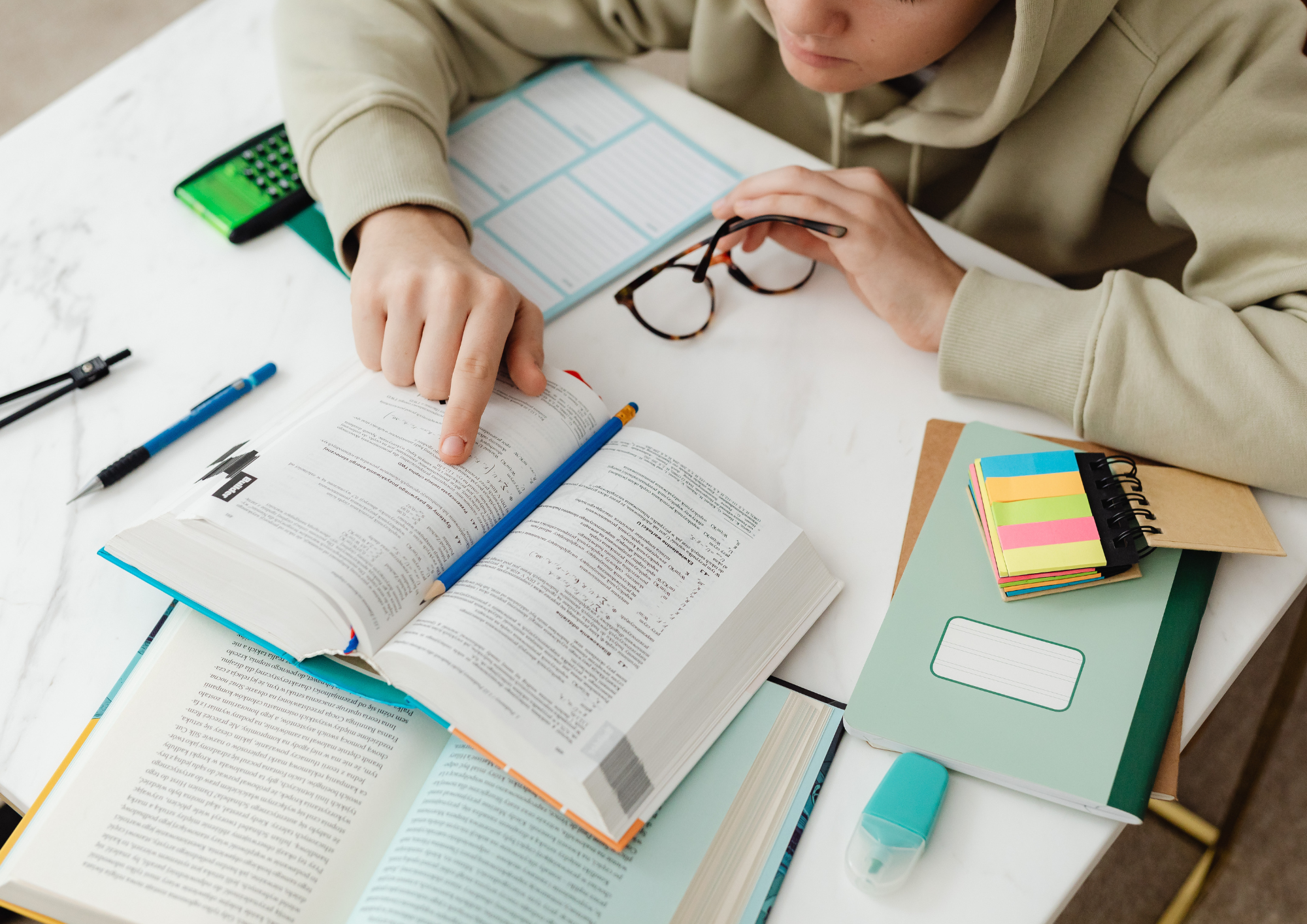 Acogida e intervención lingüística-aesco